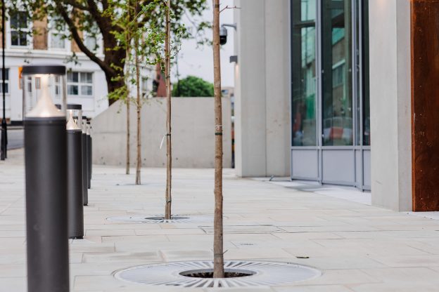 Yorkstone Paving London 2024